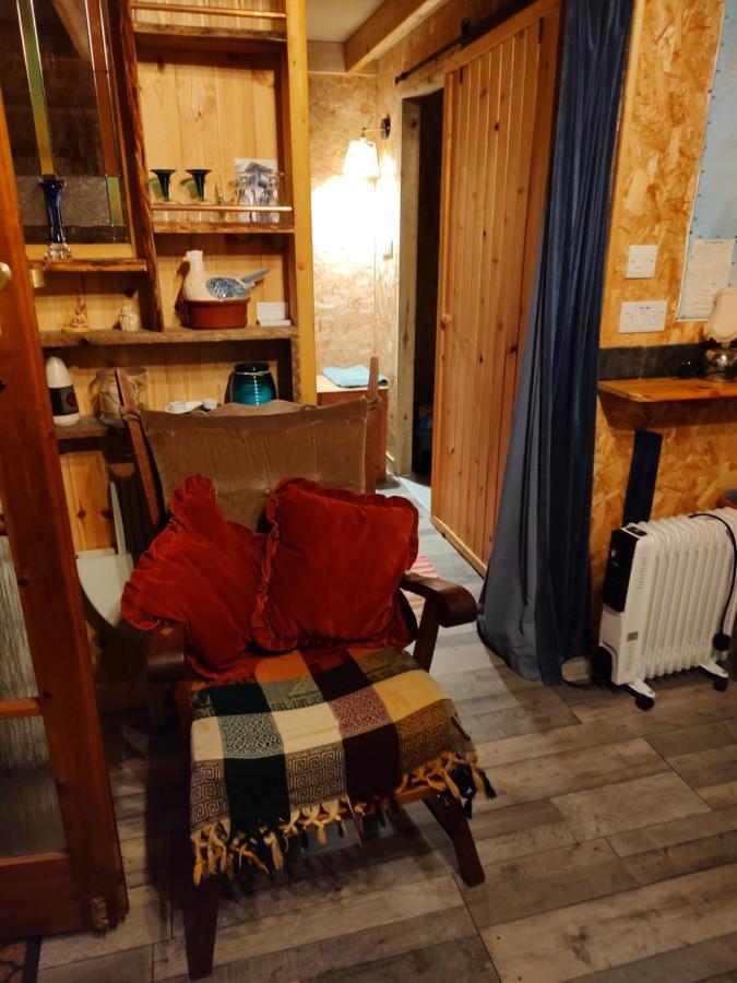 הוילה אקנשין Hippy Shack Cabin, Self Contained @ Cartmel Aultbea מראה חיצוני תמונה